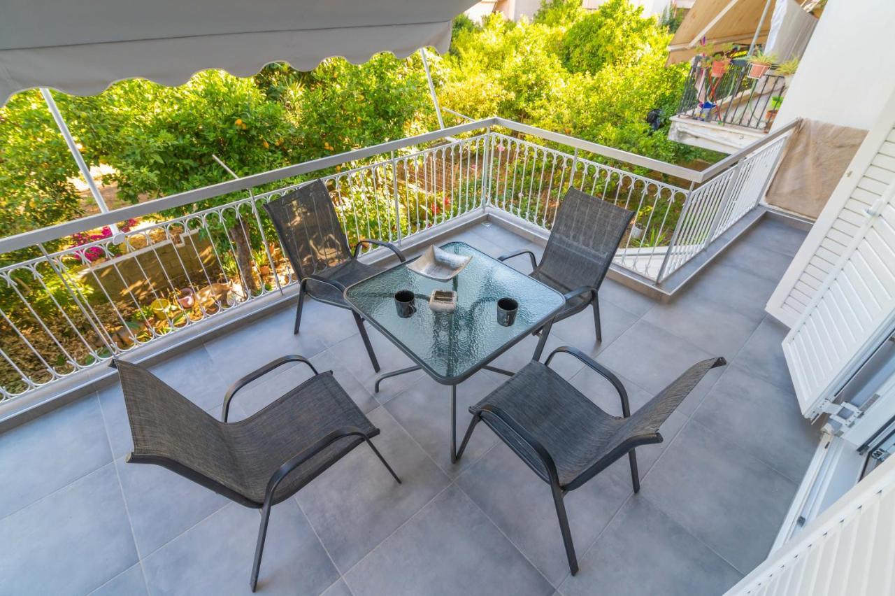 Lux Apartment Preveza Bagian luar foto